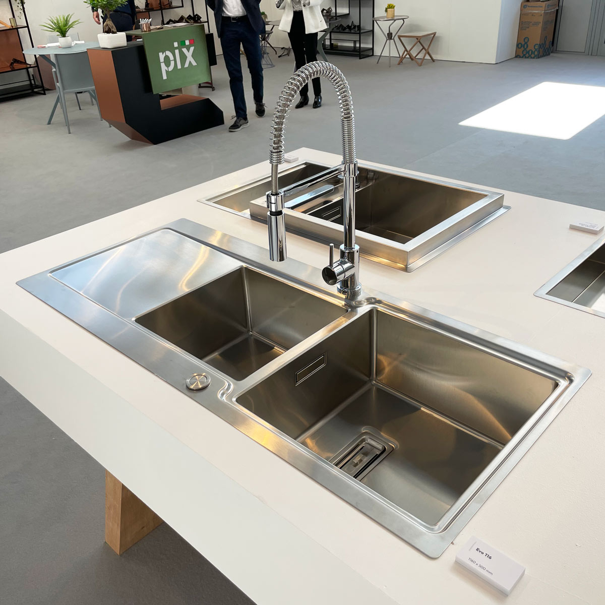 Baterie CookingAid RODI LINE MN 1021 cu cap flexibil detasabil + buton interschimbabil jet/dus si finisaj Cromat [5]