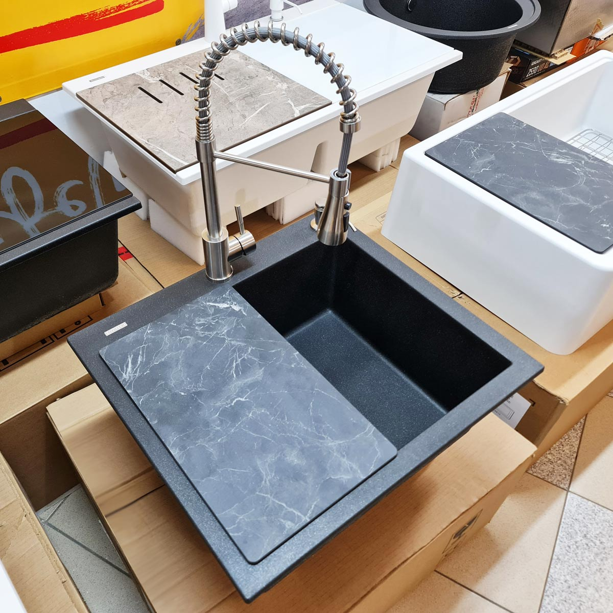 Baterie CookingAid Salma Steel cu furtun dus detasabil / flexibil + buton jet/dus si finisaj inox periat [10]