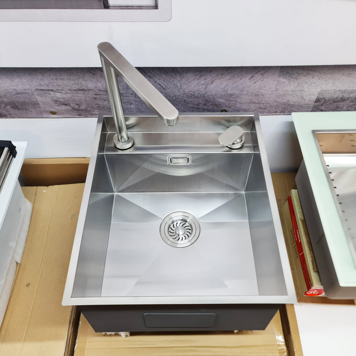 Baterie inox CookingAid Tasca Nando telescopica / invizibila cu corp retractabil Active Window / pliabila sub fereastra [9]