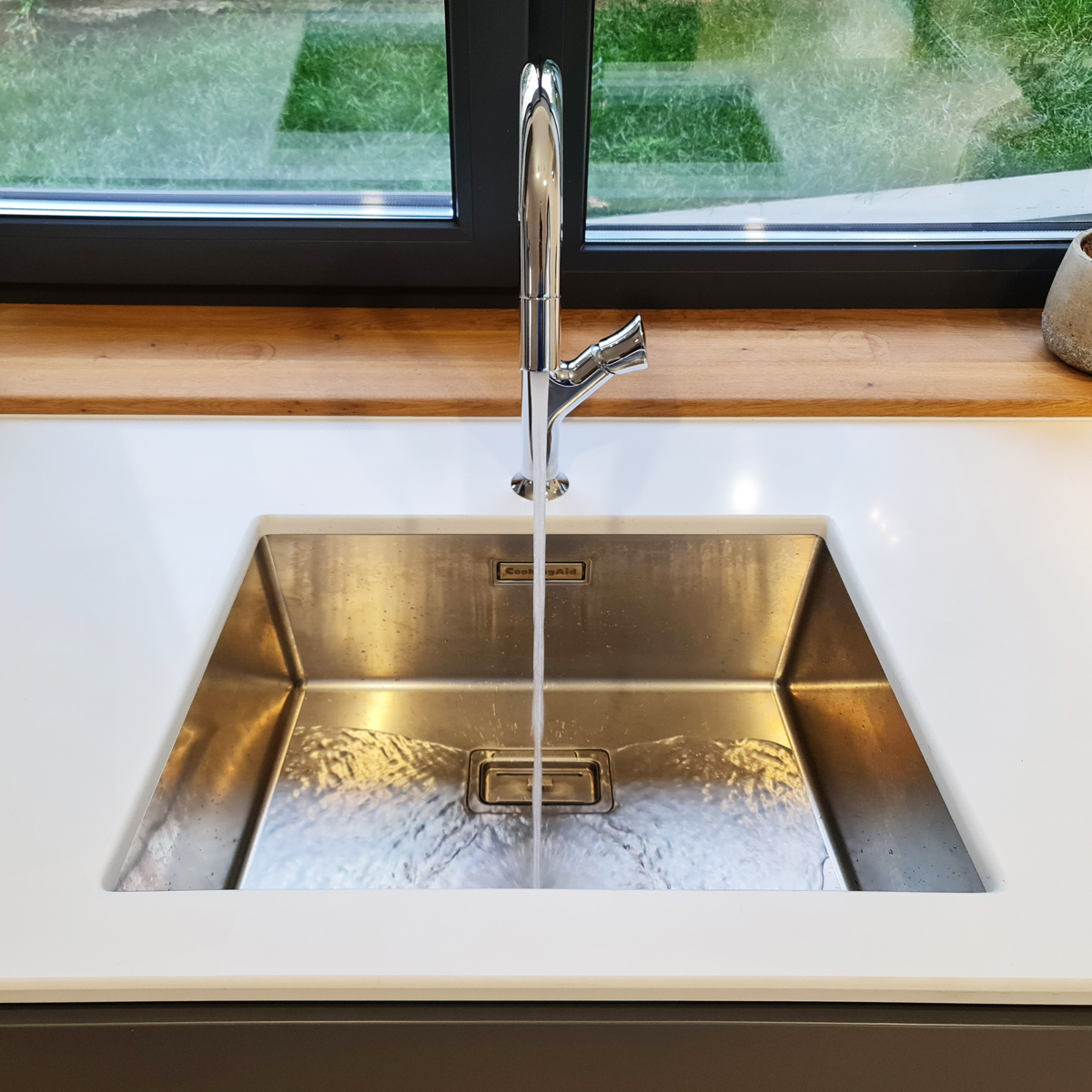 Chiuveta bucatarie inox CookingAid Box Lux 50 cu montaj pe/sub blat cu ventil scurgere dreptunghiular si accesorii montaj [3]