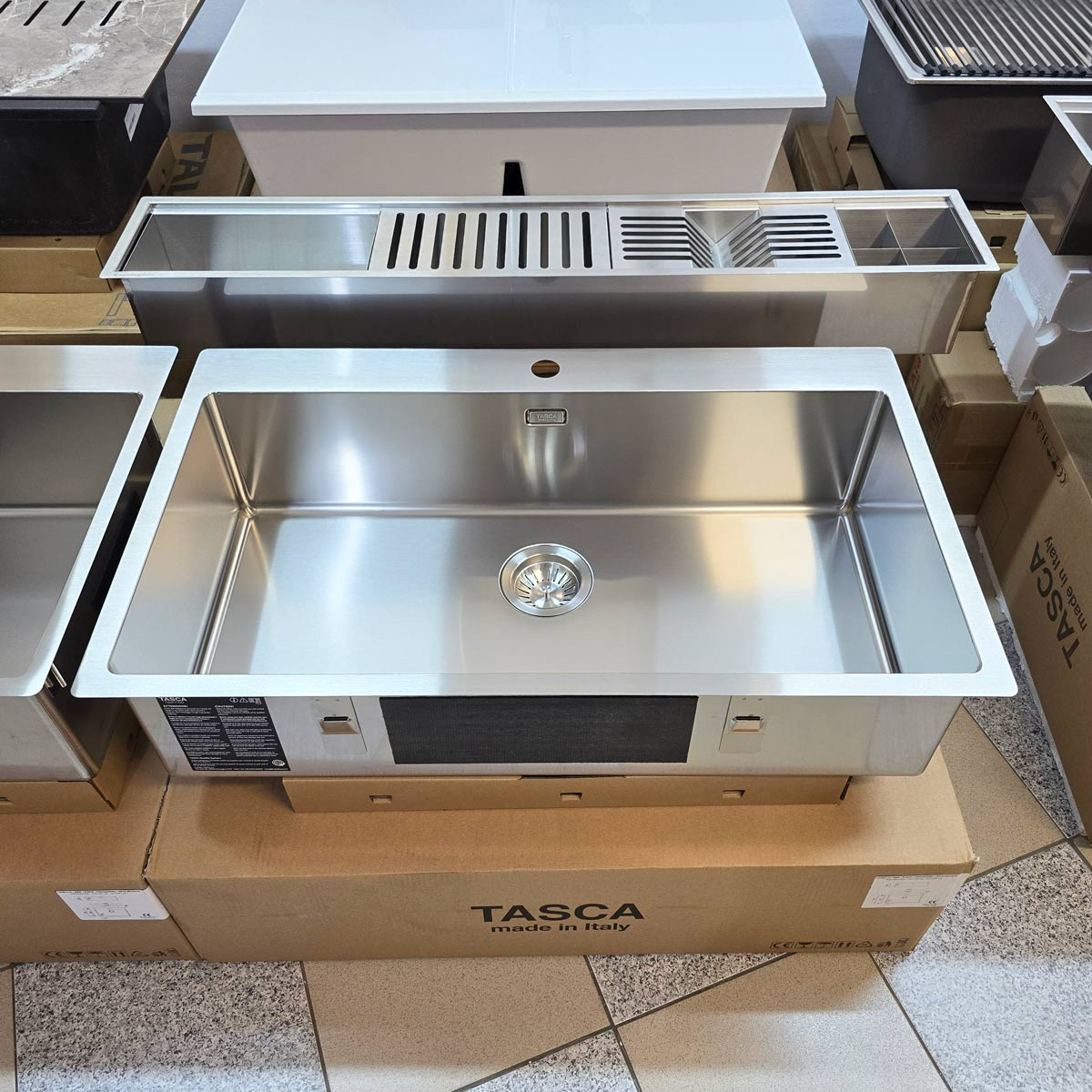 Chiuveta bucatarie inox CookingAid TASCA ASOLO AA80 WORKSTATION cu montaj pe blat sau la nivelul blatului si accesorii montaj [4]