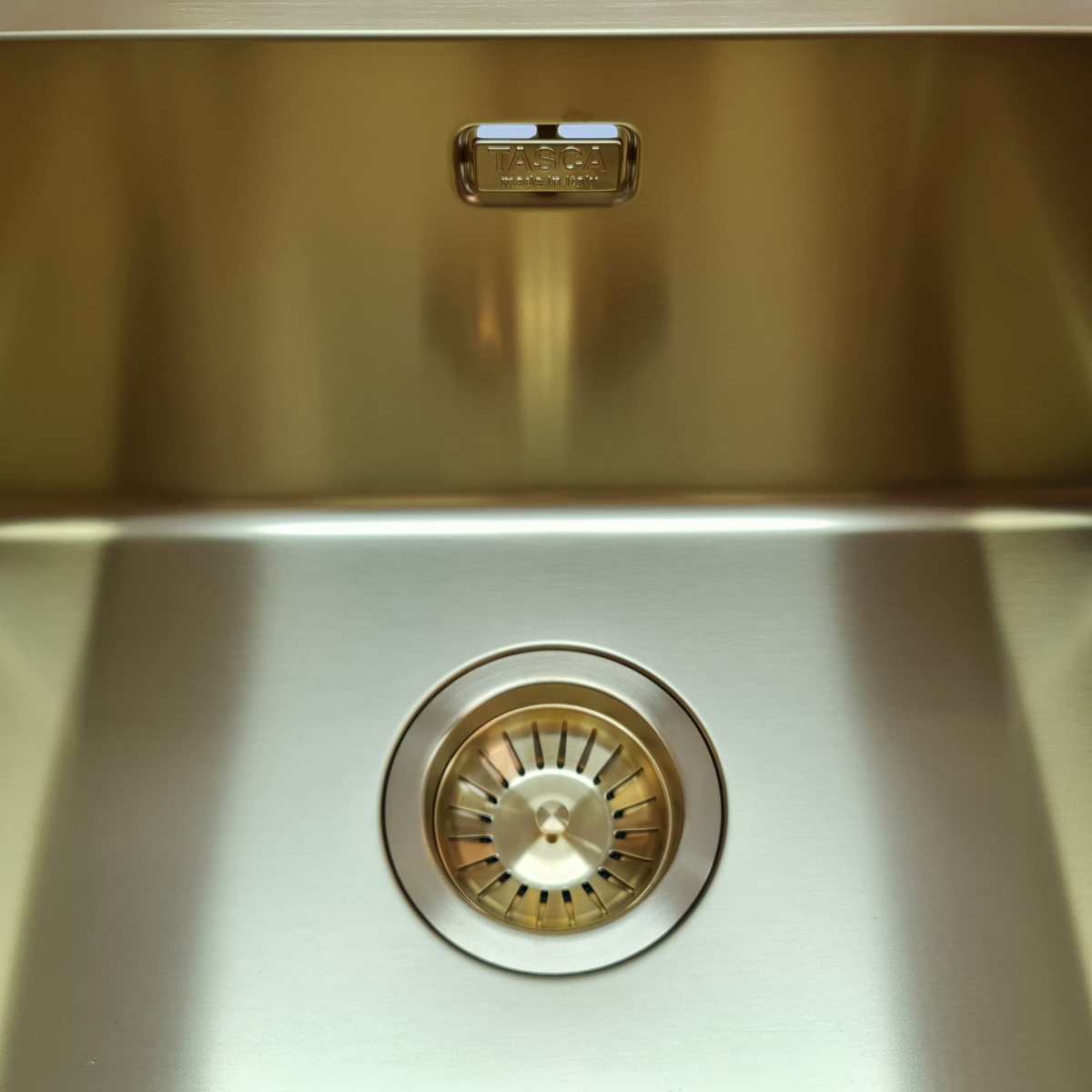 Chiuveta bucatarie inox CookingAid TASCA CANOVA CA50 Gold cu strat PVD ceramic culoare aurie cu montaj pe blat, sub blat sau la nivelul blatului si accesorii montaj [8]