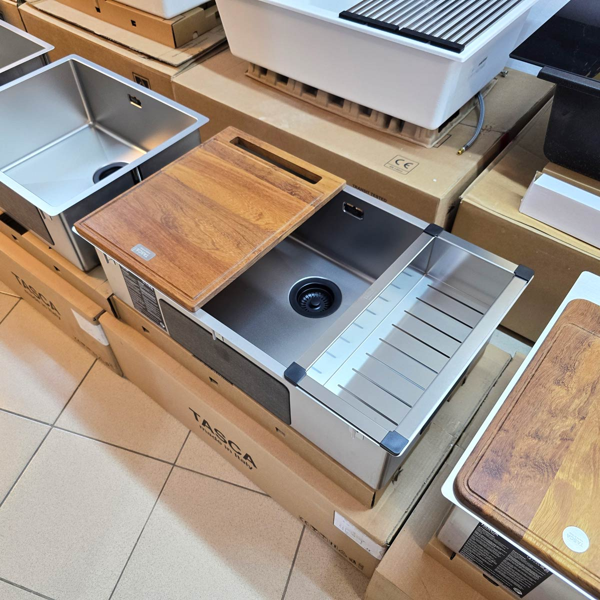 Chiuveta bucatarie inox CookingAid TASCA CANOVA CA70 DuriX mata, rezistenta la zgarieturi si ventil/preaplin negru, cu montaj pe blat, sub blat sau la nivelul blatului si accesorii montaj [12]