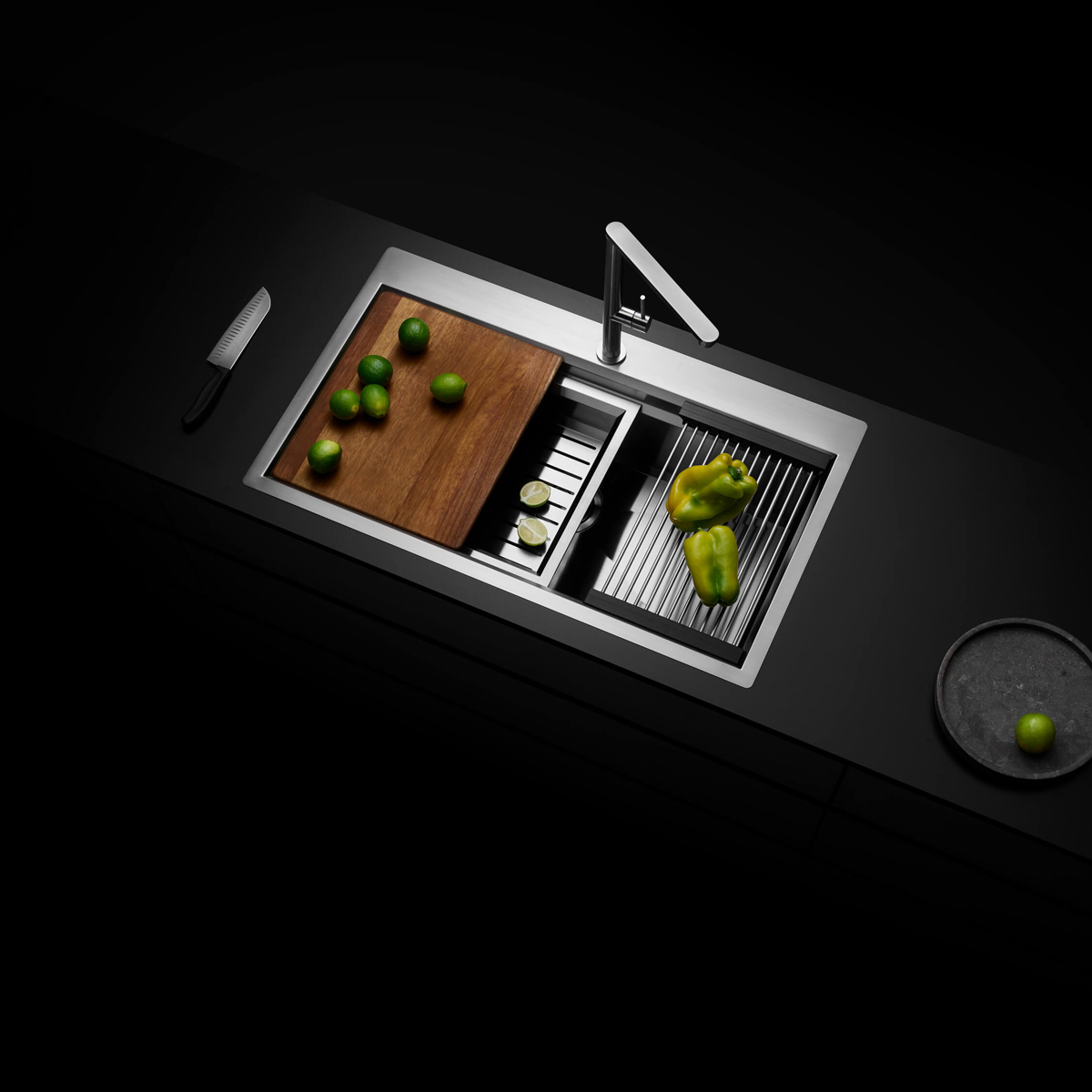 Chiuveta bucatarie inox CookingAid TASCA Harmony 116IF WORKSTATION cu 6 accesorii: tavita scurgere glisanta, tocator lemn Iroko, gratar scurgere glisant, dus extractibil cu pulverizator, dozator deter [1]