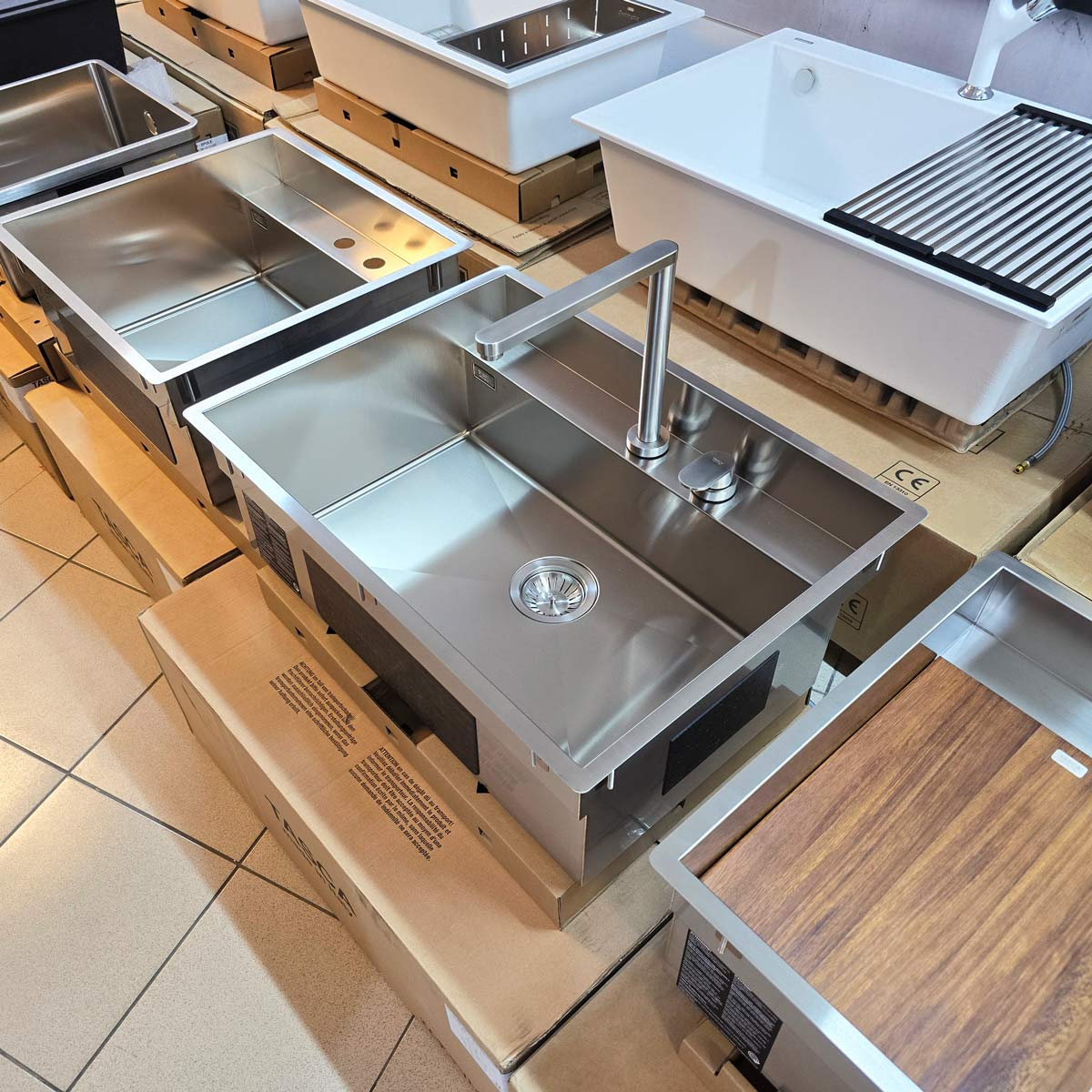 Chiuveta bucatarie inox CookingAid TASCA PHANTOM BACK PT65 INVISIBLE cu montaj pe blat, sub blat, la nivelul blatului sau sub geam si accesorii montaj [10]