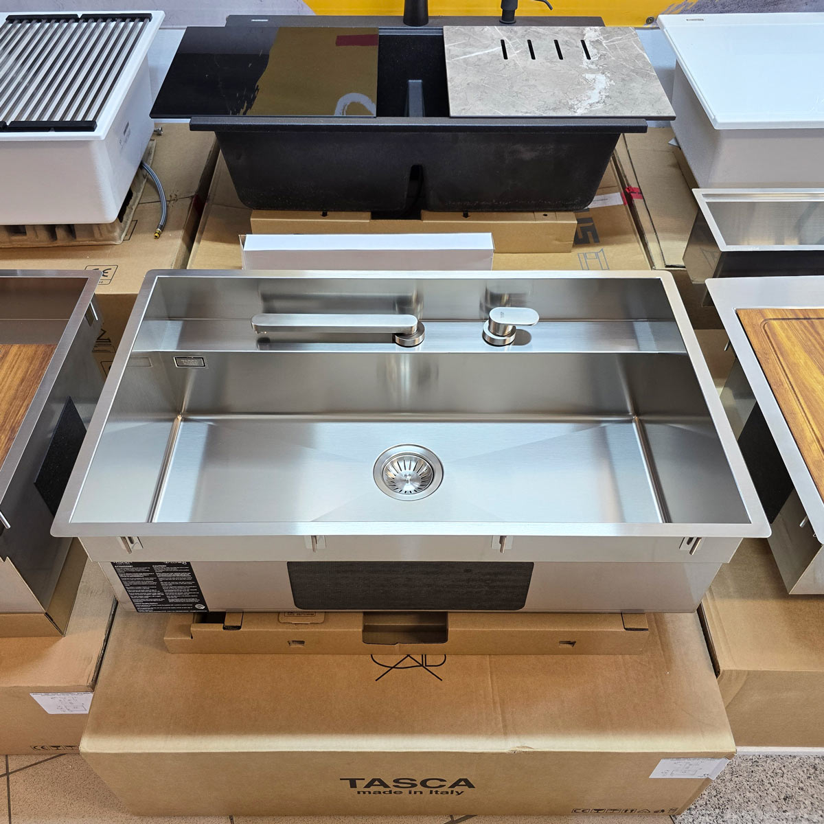 Chiuveta bucatarie inox CookingAid TASCA PHANTOM BACK PT80 INVISIBLE cu montaj pe blat, sub blat, la nivelul blatului sau sub geam si accesorii montaj [9]