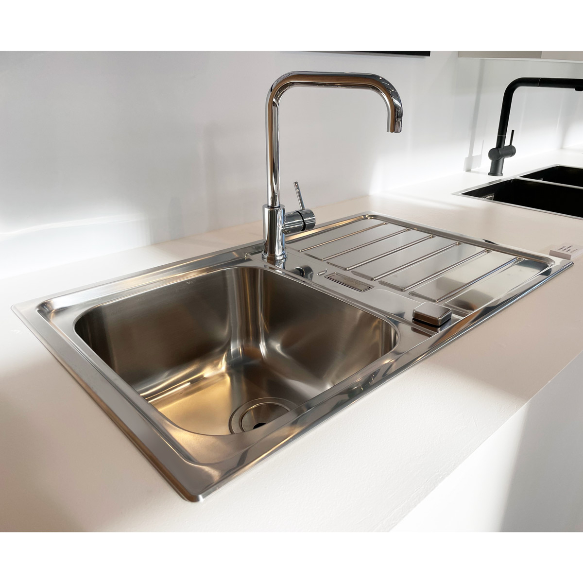 Chiuveta bucatarie inox CookingAid URBAN 80B cuva pe stanga cu picurator pe dreapta + accesorii montaj [11]