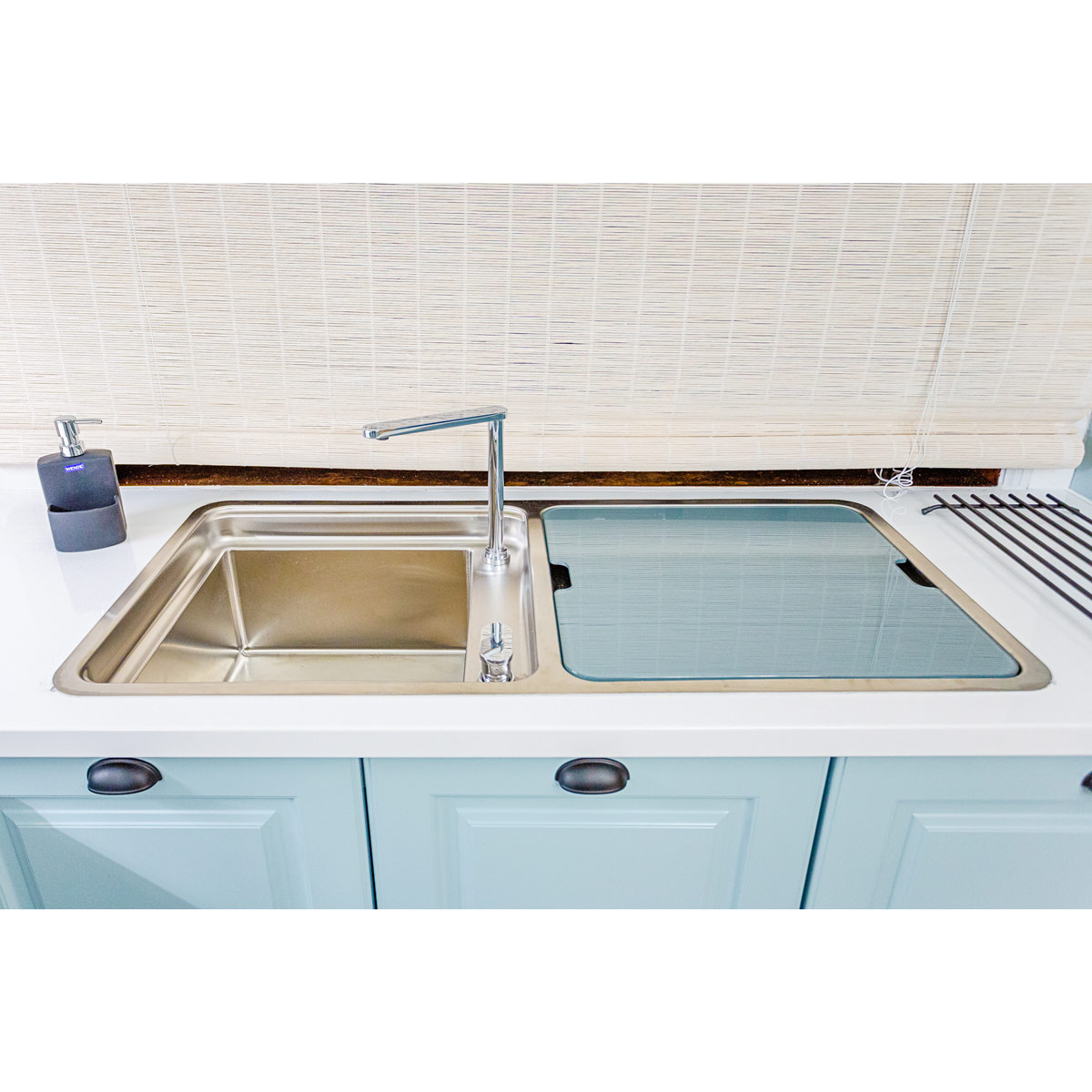 Chiuveta bucatarie inox CookingAid VISION 100 INVISIBLE montaj sub geam cu baterie telescopica integrata, tocator sticla temperizata + accesorii montaj [2]