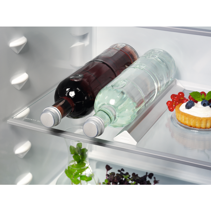 Combina frigorifica incorporabila AEG NSC7G751ES [2]