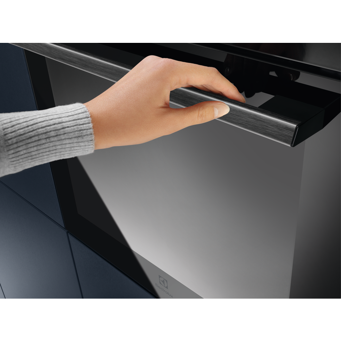 Cuptor incorporabil Electrolux EOB8S39WZ, Electric, Autocurățare cu abur (SteamBoost + Steamify), Negru, Volum 70 L, Clasa energetică A++ [7]