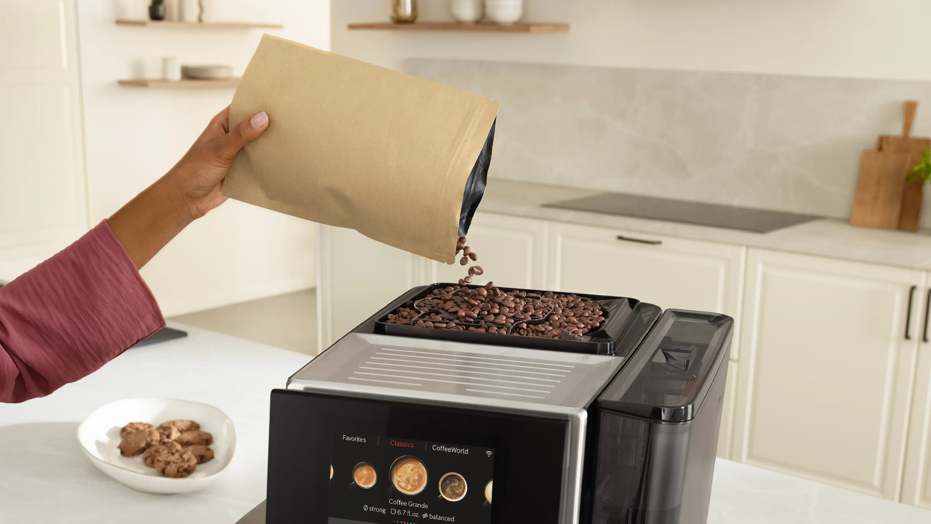 Espressor automat VeroCafe, Bosch Seria 8, Inox [7]