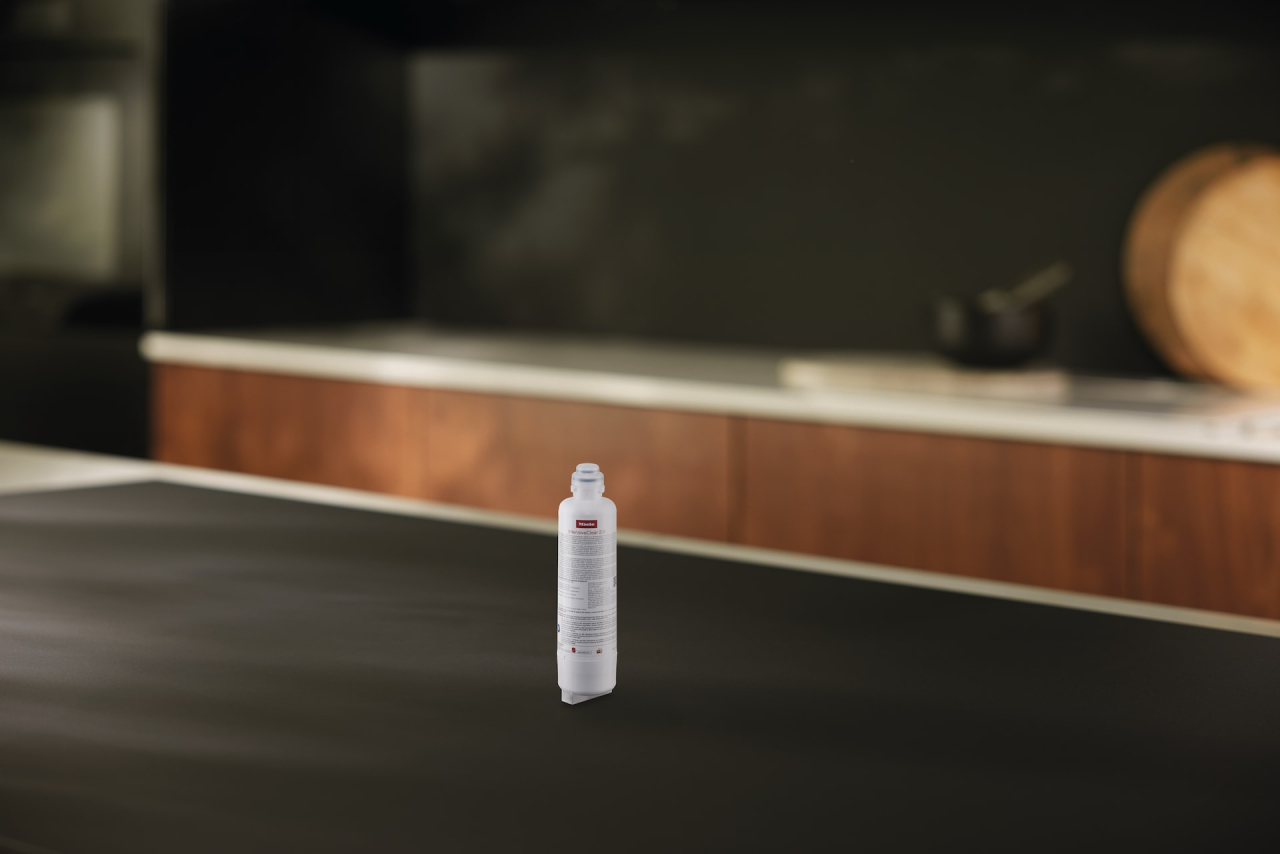 Filtru de apă cu cărbune activ Miele IntensiveClear 2.0 KWF 2000, pentru MasterCool F 2xx2, KF 2xx2, KFMC 3xxx [2]