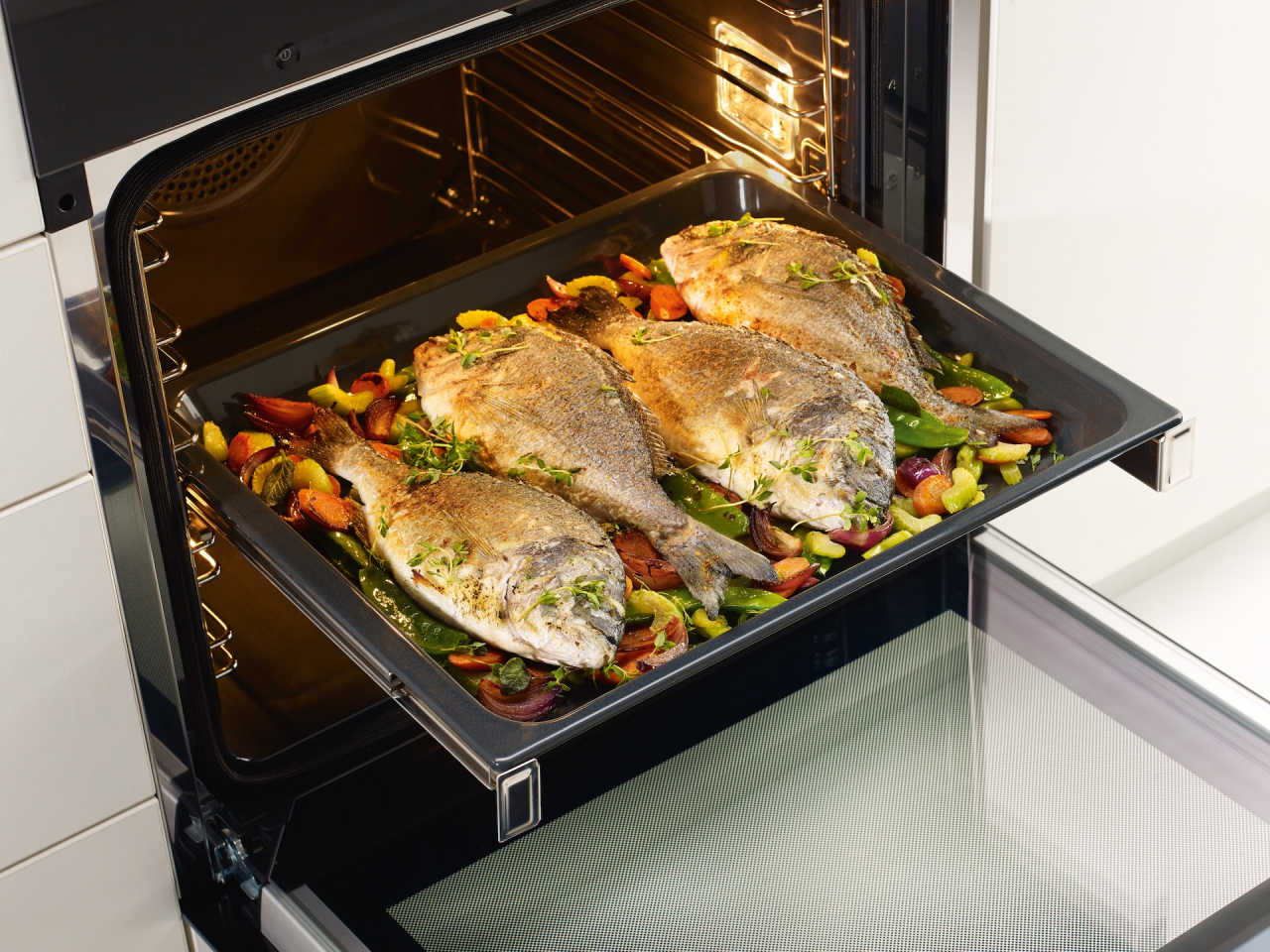 Ghidaje telescopice Miele FlexiClip HFC 71, cu finisaj PerfectClean, 1 pereche, pentru H 6000/7000 și DGC 6000/7000 [4]