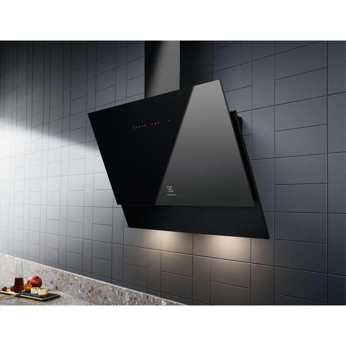 HOTA INCORPORABILA Electrolux LFV616K, 60 cm, Clasă energetică A, până la 700 m³/h, 3 viteze + Intensiv + Breeze, Hob2Hood, Spot LED, Negru [2]