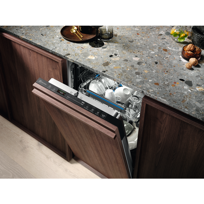 Mașină de spălat vase incorporabilă Electrolux EEG62310L – 60 cm, 13 seturi, SatelliteClean® & AirDry, QuickSelect cu Wi-Fi, Clasa C, Inox [3]