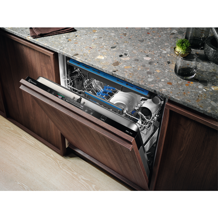 Mașină de spălat vase incorporabilă Electrolux EEM48320L – 60 cm, 14 seturi, SatelliteClean® & AirDry, QuickLift & GlassCare®, Clasa D, Inox [3]