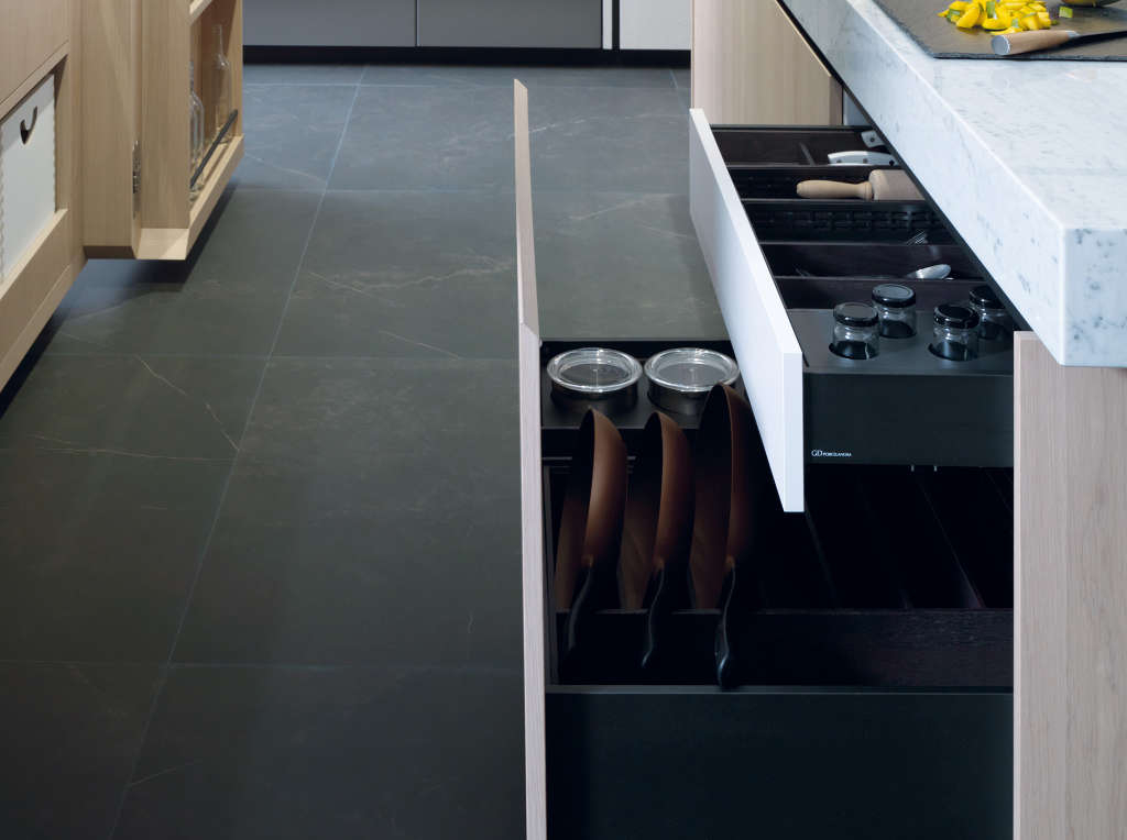 Emotions E9.30 · E7.90 – Bucatarie Premium Xtone Stuc Ice & Roble Alba [3]