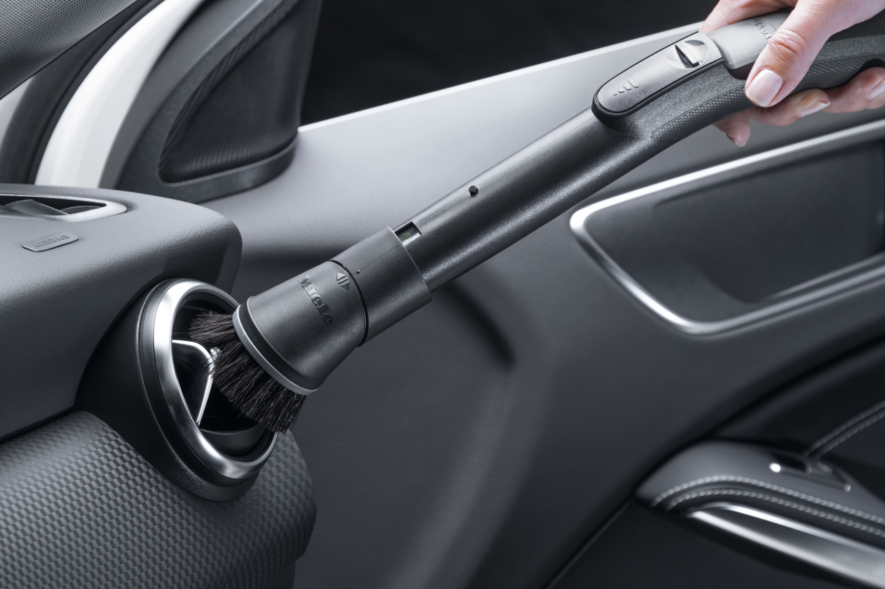 Perie de praf cu articulație rotativă/basculantă flexibilă, Miele SSP 10 [4]