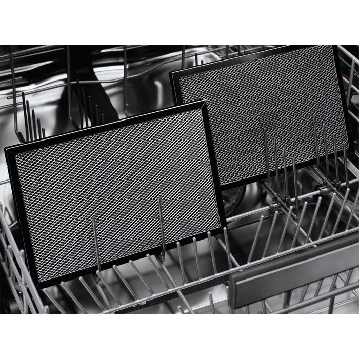 Plita incorporabila AEG CCE84779FB, Inductie, 4 zone de gatit, Hota integrata,  FlexiBridge, Putere absorbrie 630 mc/h, Booster, Timer, 83 cm, Negru [5]