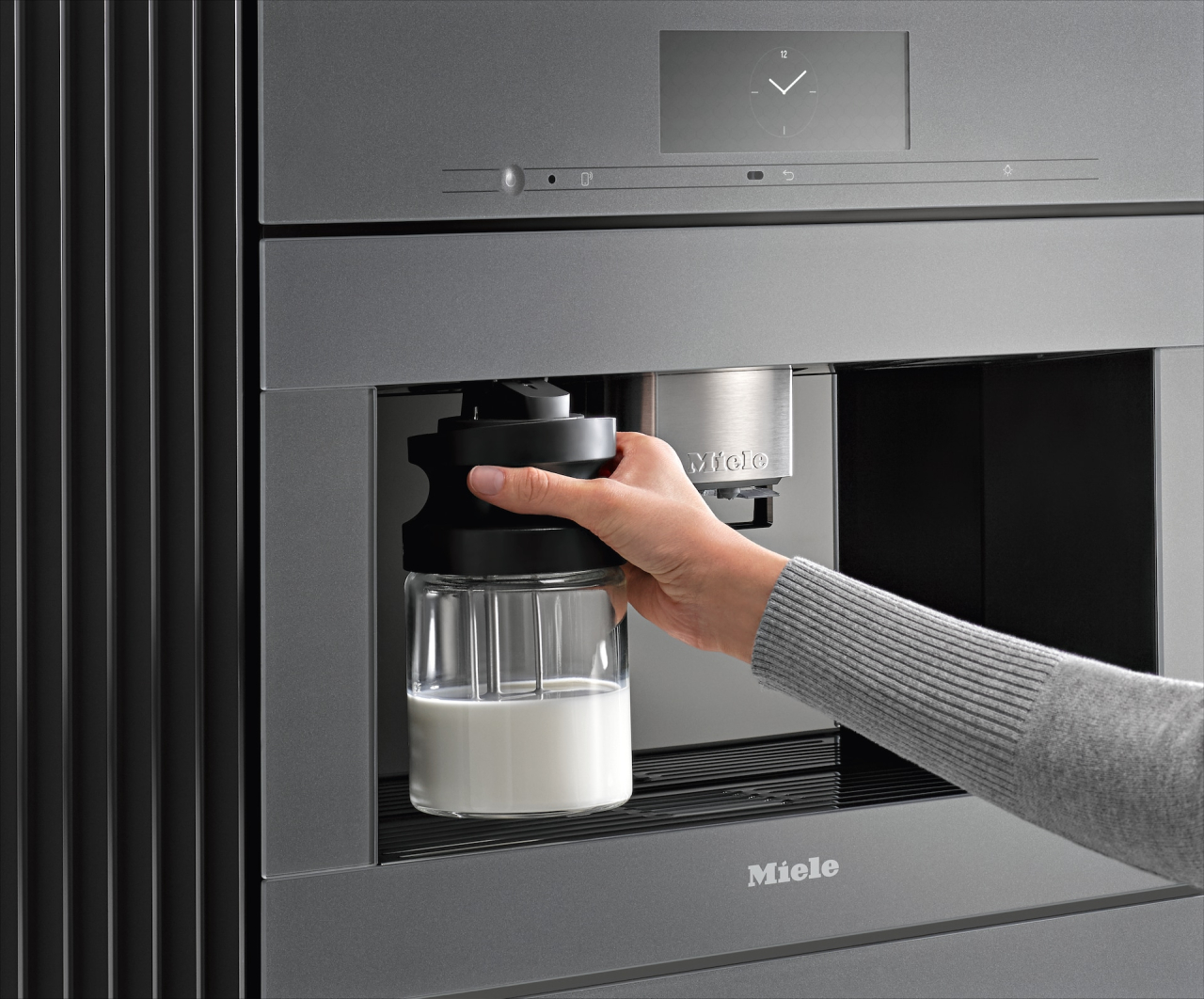 Recipient de lapte din sticlă Miele MB-CVA 7000, 0,7 l, pentru espressoare CVA 7000 [3]