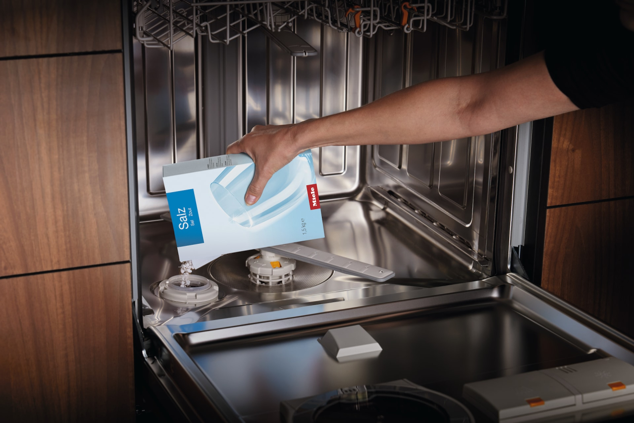 Sare Miele GS SA 1502 P pentru mașina de spălat vase, 1,5 kg [3]
