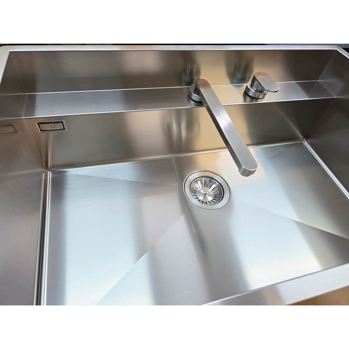 Set chiuveta bucatarie inox CookingAid TASCA PHANTOM BACK PT74 INVISIBLE cu baterie telescopica Tasca Nando si tocator lemn Iroko [12]