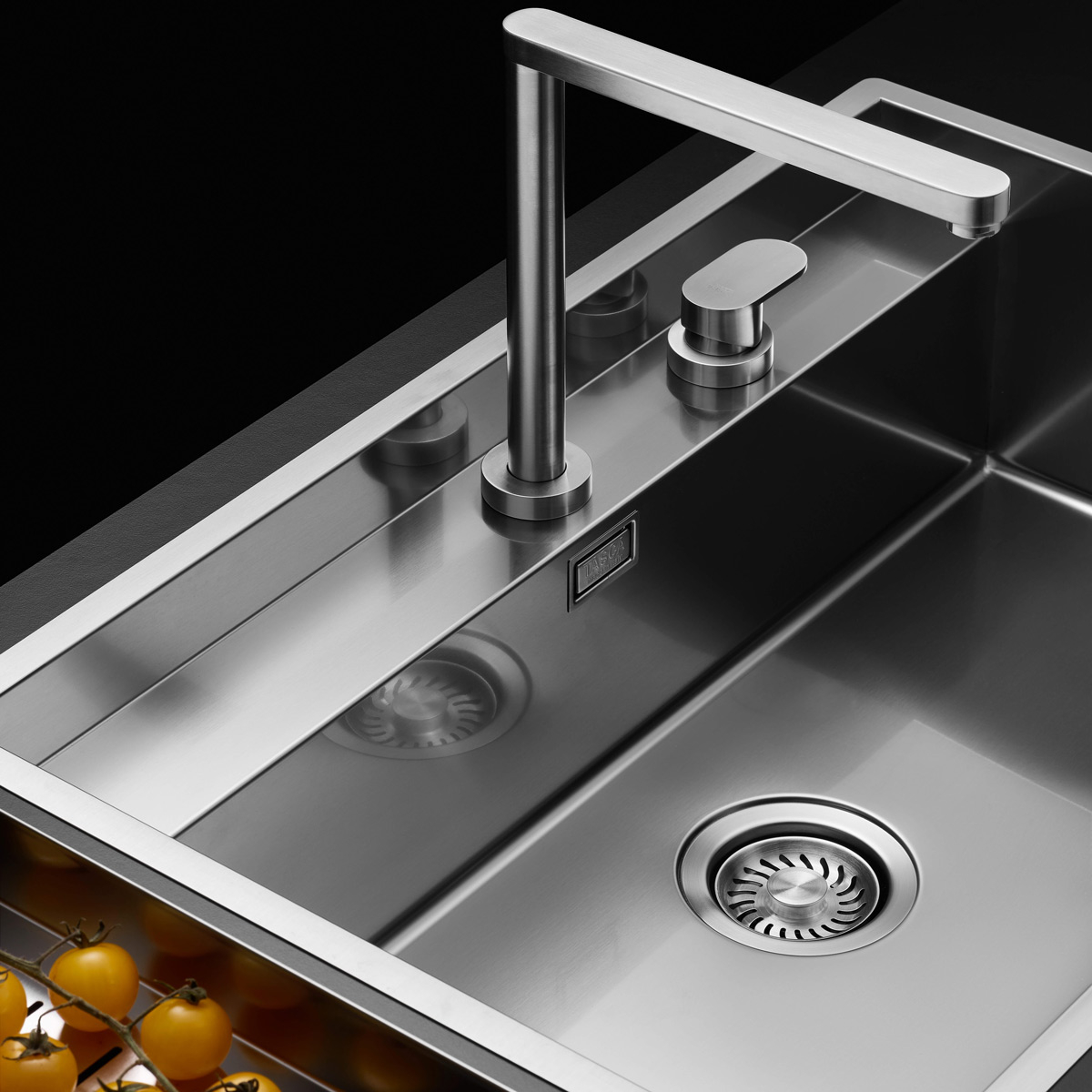 Set chiuveta bucatarie inox CookingAid TASCA PHANTOM BACK PT74 INVISIBLE cu baterie telescopica Tasca Nando si tocator lemn Iroko [10]