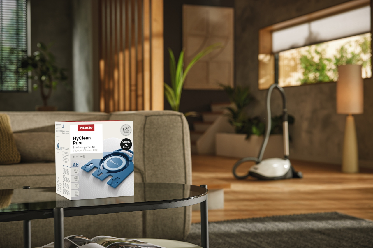 Set Miele GN Allergy XL HyClean Pure, 8 saci de aspirator și filtru HEPA [5]
