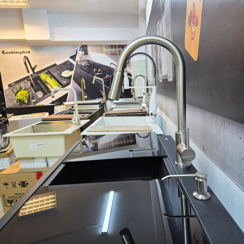 Baterie 3 cai CookingAid Cindy Steel apa rece / calda / filtru apa inox periat si perlator detasabil / extractibil cu buton comutare jet / spray [7]