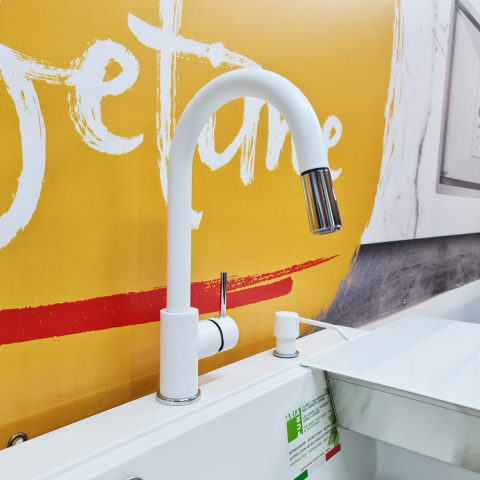 Baterie CookingAid Indiana cu furtun dus retractabil / cap extractibil si finisaj granit Alb / Polar White [5]