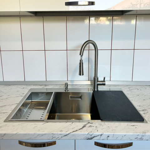 Baterie CookingAid Julia Steel cu furtun dus extractibil + buton jet/dus si finisaj inox periat [7]