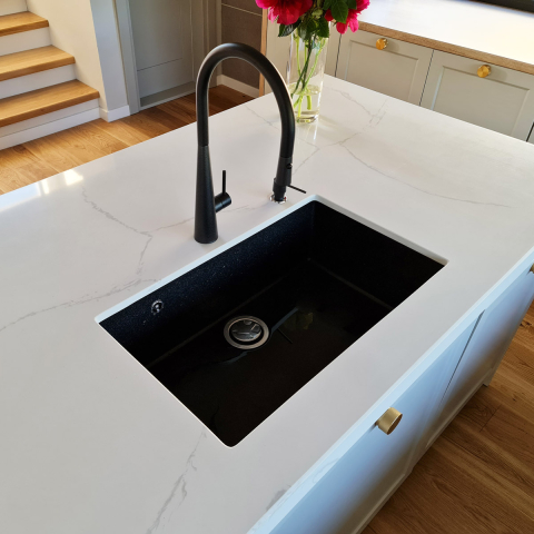 Baterie CookingAid NEWMIX 90 Black Metal Quartz cu finisaj NEGRU Metalic antiamprenta si furtun dus retractabil / extractibil + buton jet/dus [9]