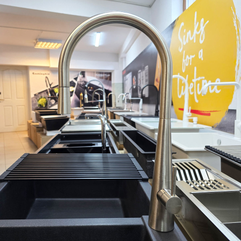 Baterie CookingAid NEWMIX 90 STEEL cu finisaj periat si furtun dus retractabil / extractibil + buton jet/dus [3]