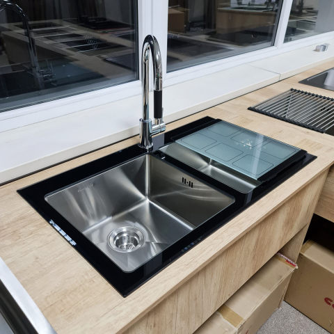 Baterie CookingAid RODI LINE MN 1011 cu furtun dus retractabil / extractibil si finisaj Cromat [14]