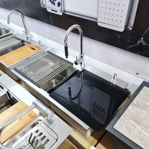 Baterie CookingAid RODI LINE MN 1011 cu furtun dus retractabil / extractibil si finisaj Cromat [12]