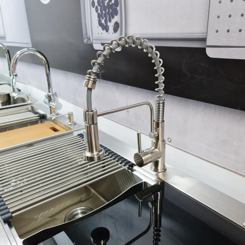 Baterie CookingAid TOUCH ON SPRING ROUND CU SENZOR ATINGERE inox periat si furtun dus retractabil / extractibil + buton interschimbabil jet/dus [8]