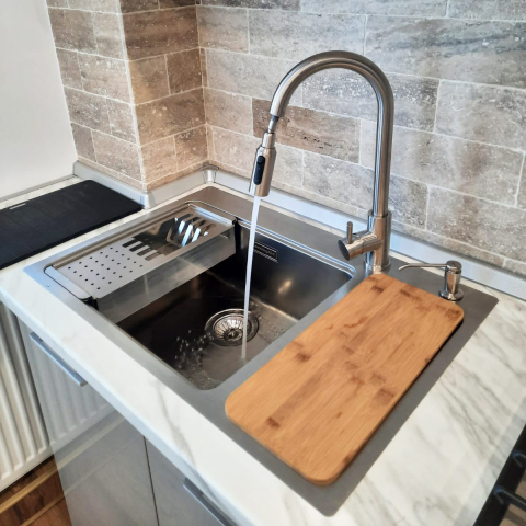 Chiuveta bucatarie cu 2 cuve inox CookingAid UNA 72 cu Bonus: tocator Versus din ABS reversibil in scurgator vase + accesorii montaj [5]