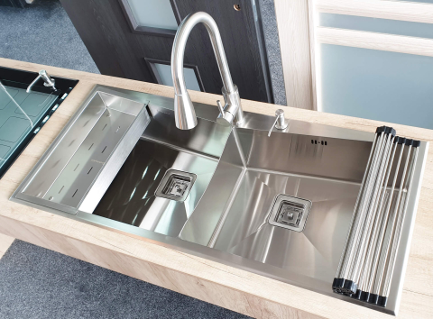 Chiuveta bucatarie HORECA inox dubla CookingAid VENUS-S Workstation cu dozator detergent, scurgator vase/paste/fructe, gratar rulabil inox + accesorii montaj [1]