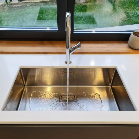 Chiuveta bucatarie inox CookingAid Box Lux 74 cu montaj pe/sub blat cu ventil scurgere dreptunghiular si accesorii montaj [1]