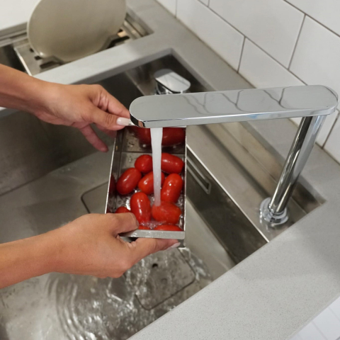 Chiuveta bucatarie inox CookingAid INVISIBLE 40R cu baterie telescopica integrata, tocator sticla temperizata, tocator resturi alimenatare Rodi + adaptor tocator First [9]