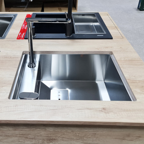 Chiuveta bucatarie inox CookingAid INVISIBLE 40R cu treapta pentru baterie si capac scurgere invizibil + accesorii montaj [20]