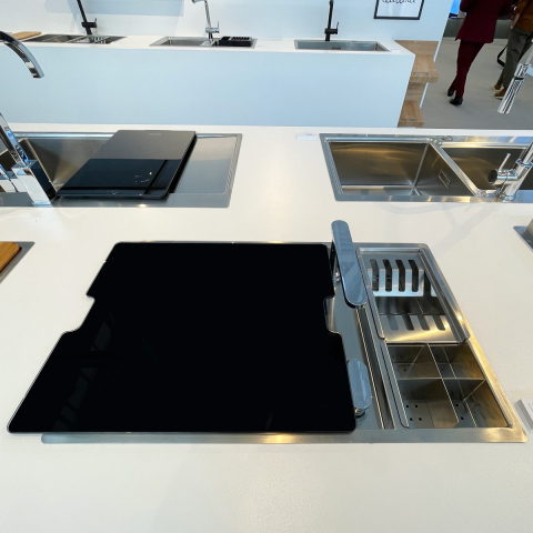 Chiuveta bucatarie inox CookingAid INVISIBLE 70 cu scurgator vase si baterie telescopica integrata, capac scurgere invizibil, tocator sticla temperizata + accesorii montaj [17]