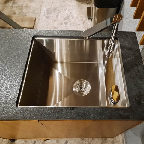 Chiuveta bucatarie inox CookingAid INVISIBLE DEEP cu baterie telescopica integrata, scurgator vase/paste/fructe, tocator sticla temperizata, dozator detergent + accesorii montaj [25]