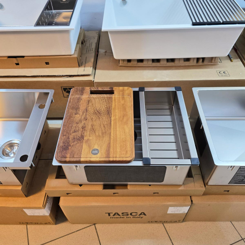 Chiuveta bucatarie inox CookingAid TASCA CANOVA CA50 DuriX mata, rezistenta la zgarieturi si ventil/preaplin negru, cu montaj pe blat, sub blat sau la nivelul blatului si accesorii montaj [10]