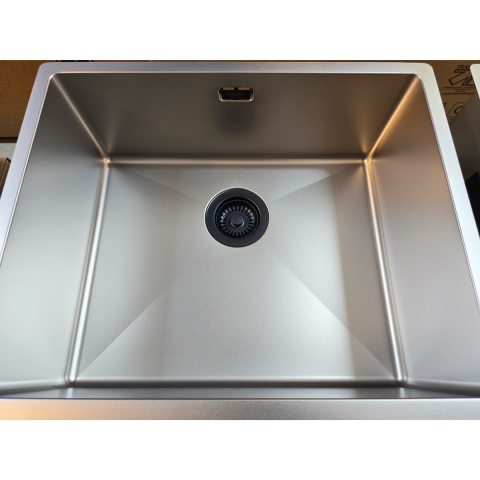 Chiuveta bucatarie inox CookingAid TASCA CANOVA CA50 DuriX mata, rezistenta la zgarieturi si ventil/preaplin negru, cu montaj pe blat, sub blat sau la nivelul blatului si accesorii montaj [4]