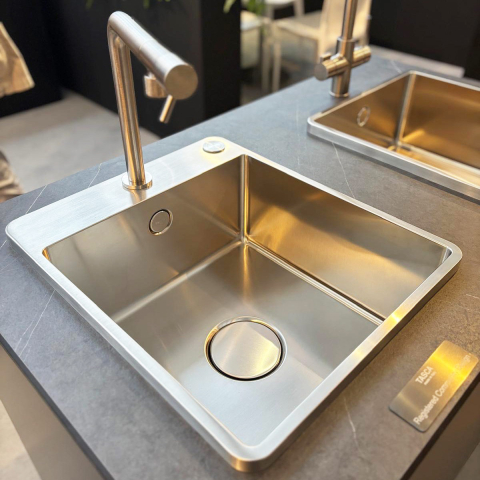 Chiuveta bucatarie inox CookingAid TASCA IRIS IR50 BM cu montaj pe blat, ventil scurgere automat cu capac scurgere invisibila, preaplin rotund si accesorii montaj [5]