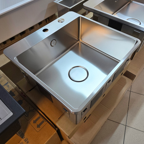 Chiuveta bucatarie inox CookingAid TASCA IRIS IR50 BM cu montaj pe blat, ventil scurgere automat cu capac scurgere invisibila, preaplin rotund si accesorii montaj [14]