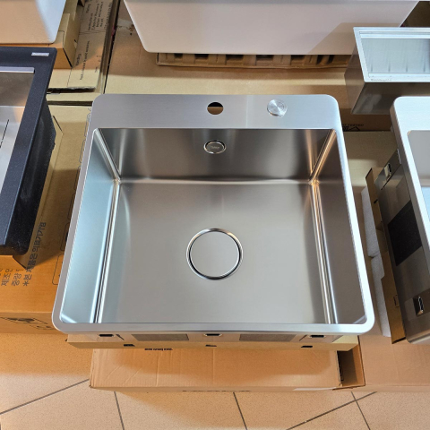 Chiuveta bucatarie inox CookingAid TASCA IRIS IR50 BM cu montaj pe blat, ventil scurgere automat cu capac scurgere invisibila, preaplin rotund si accesorii montaj [20]