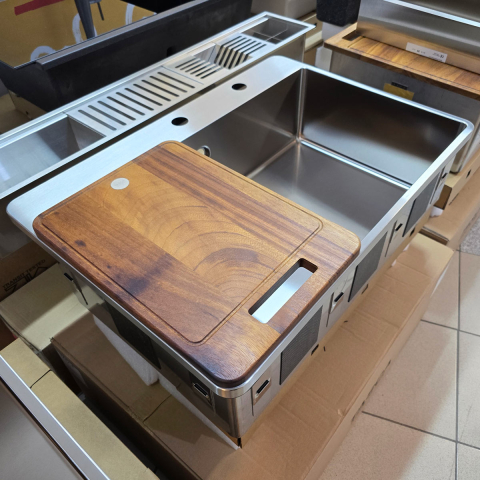 Chiuveta bucatarie inox CookingAid TASCA IRIS IR70 cu montaj pe blat, ventil scurgere automat cu capac scurgere invisibila, preaplin rotund si accesorii montaj [9]