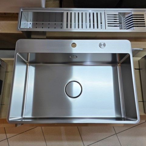 Chiuveta bucatarie inox CookingAid TASCA IRIS IR70 cu montaj pe blat, ventil scurgere automat cu capac scurgere invisibila, preaplin rotund si accesorii montaj [12]